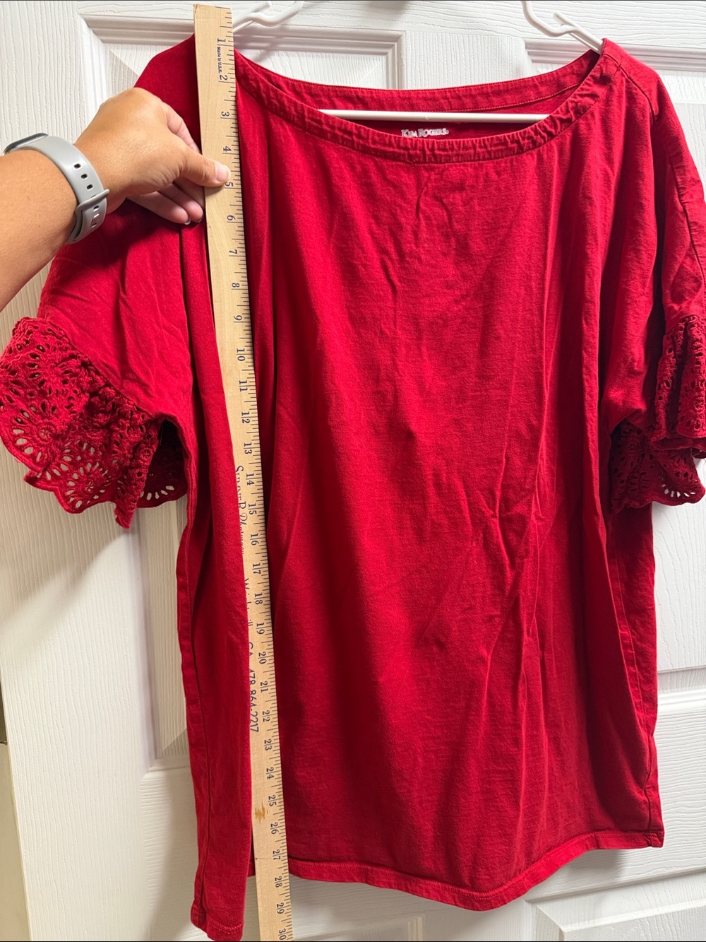 Kim Rogers Red Short Sleeve Tee with Crochet Sleeve Detail - Picture 7 of 9